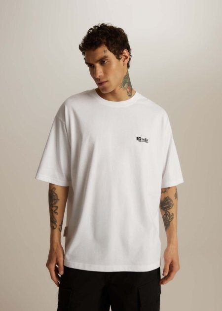 CLTN_T_325_White_001_4