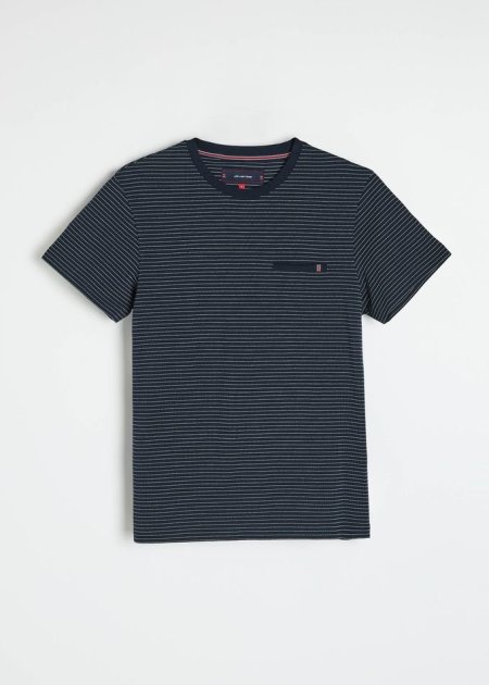qawkeyes-navy-white-001