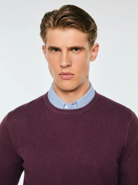 burgundy